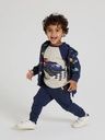 Kinder Langarmshirt mit Rennauto 2