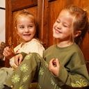 Geblümte Mädchen-Leggings mit ausgestelltem Bein 3