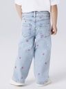 Weite Mädchenjeans mit Herzstickerei 7