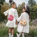 Bast-Handtasche mit Erdbeeren 2