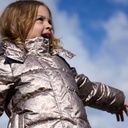 Warme bronze Mädchen Winterjacke geblümt 4