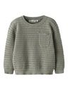 Leichter Knabenpullover mit Struktur