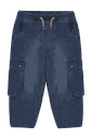 Gefütterte Jeans mit Cargotaschen